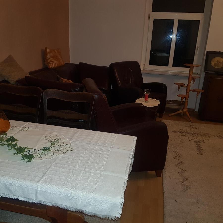 Ferienwohnung Wettin Am Petersbrunnen 外观 照片